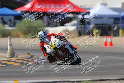 media/Oct-08-2023-CVMA (Sun) [[dbfe88ae3c]]/Race 5 Amateur Supersport Open/